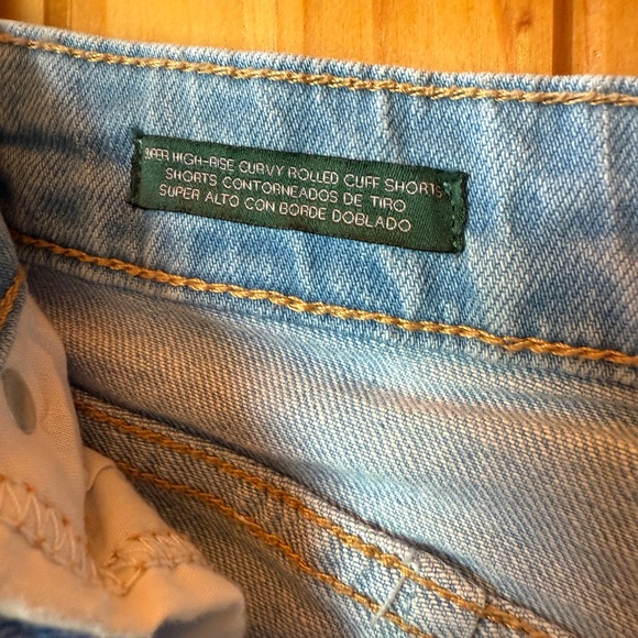 Wild Fable Women's Denim Super High Rise Curvy Rolled Cuff Shorts Size 4/R - Picture 8 of 9